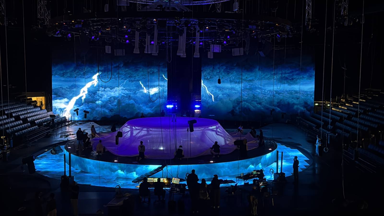 Zain Play – Immersive Stage & Visual Journey — 27