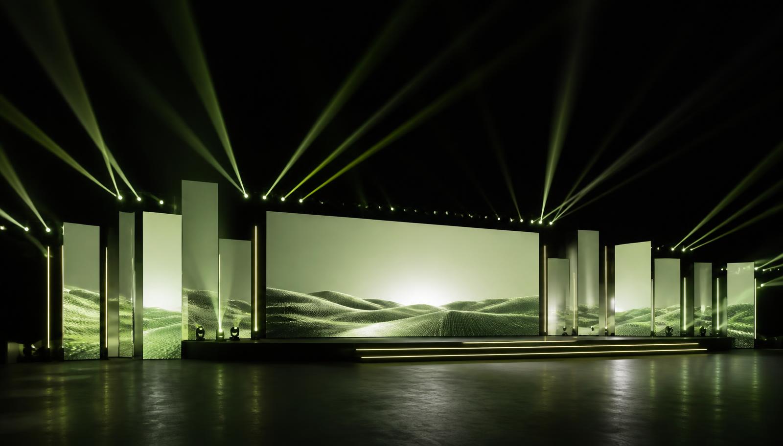 Large-scale projection and lighting design across a stage